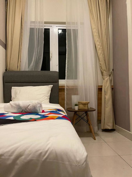 Ezhome Mesahill, Nilai, Malaysia