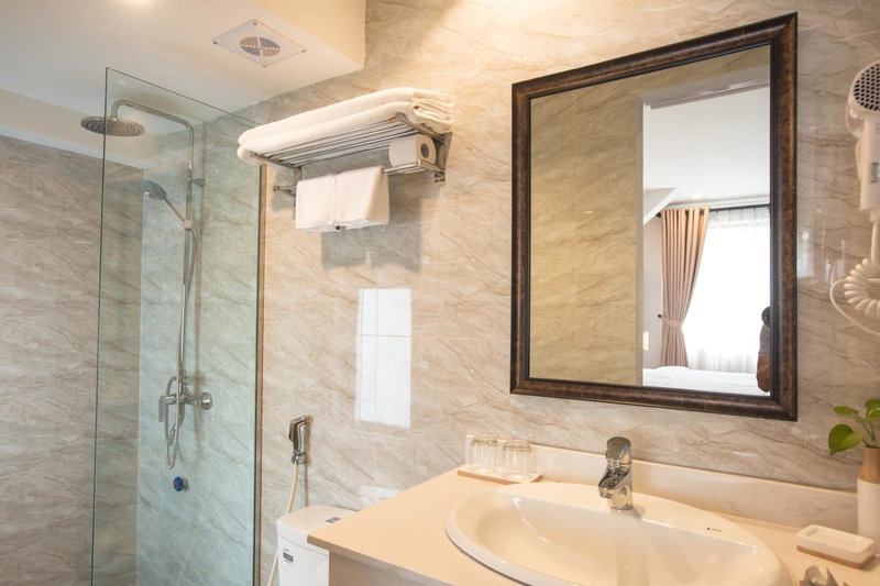 Dinh Elegant Hanoi Hotel, Hanoi, Vietnam
