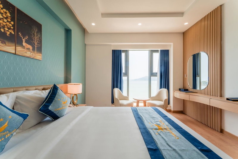 Canary Gold Hotel Quy Nhơn - Beachfront - Iconic Location, Quy Nhon, Vietnam