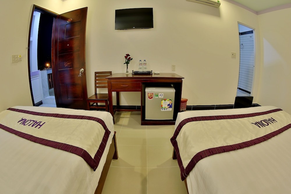 Halona Hotel, Vietnam