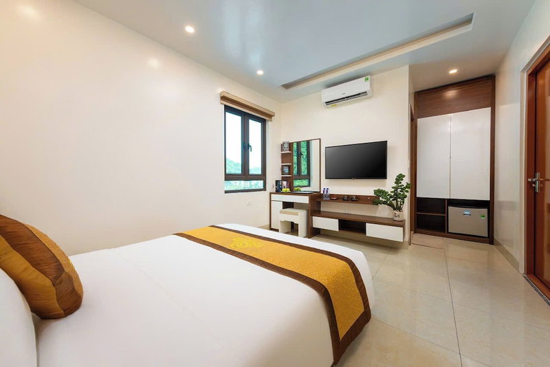 Tung Quang hotel, Hai Phong, Vietnam