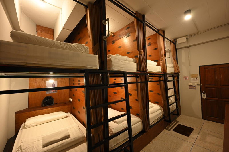 The 8 Factory Hotel Phitsanulok, Phitsanulok, Thailand