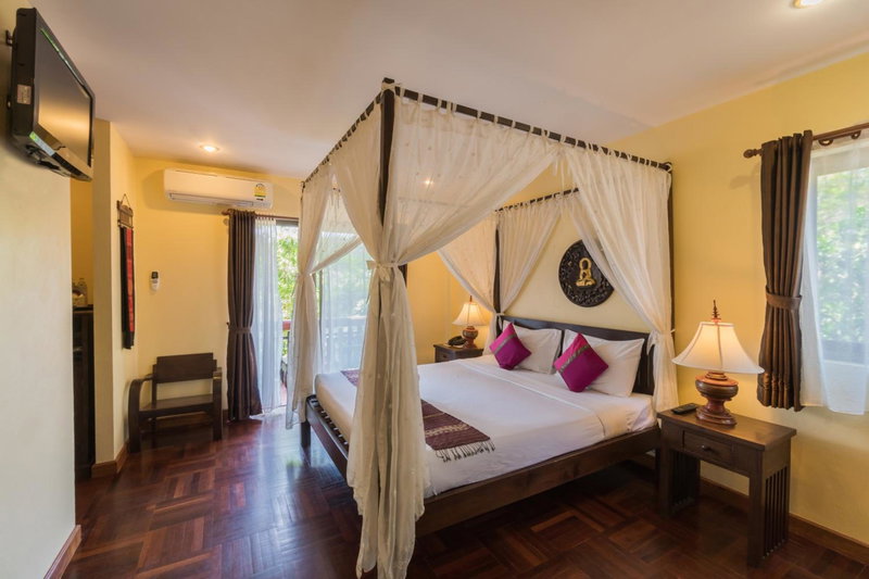 Coral Hotel Bangsaphan, Bang Saphan, Thailand
