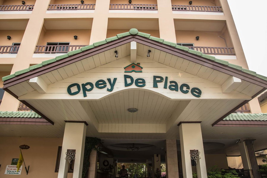 Opey De Place, Pattaya Central, Thailand
