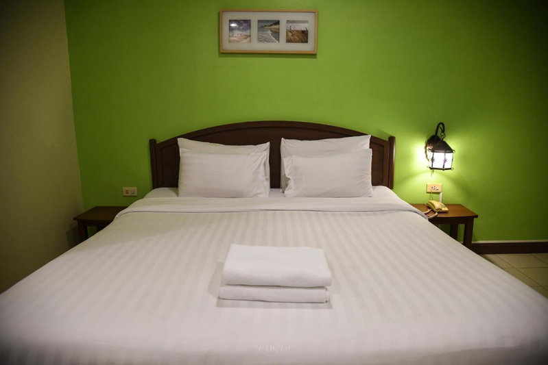 Opey De Place, Pattaya Central, Thailand