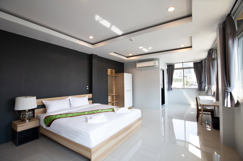 185@Surawong Residence, Bangkok, Thailand