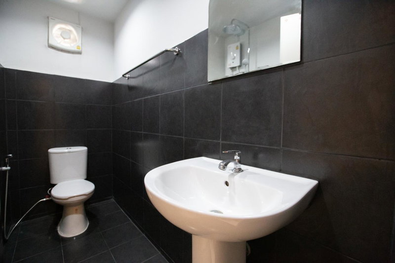 185@Surawong Residence, Bangkok, Thailand