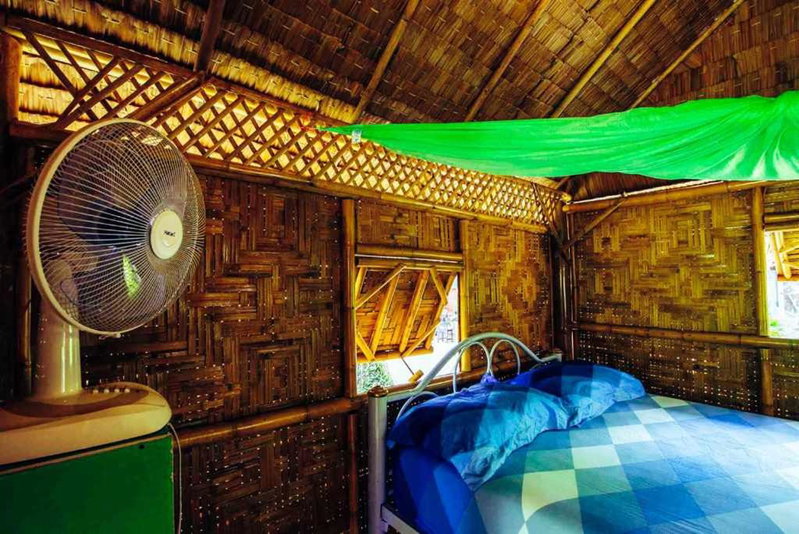 Bananas Resort & Restaurant, Tha Lane Bay, Thailand
