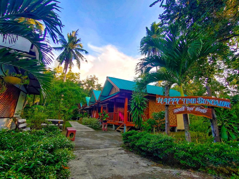 Kohmook Happy time Bungalow, Ko Mook, Thailand