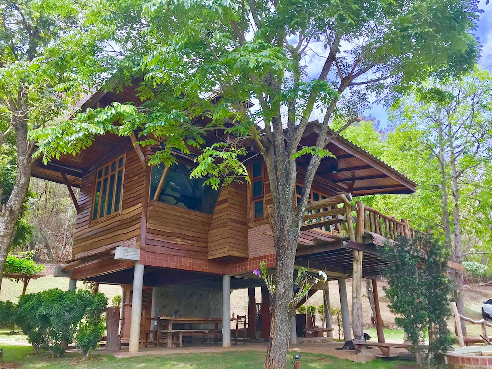 Hotel · Pakchong Family Home, Pak Chong