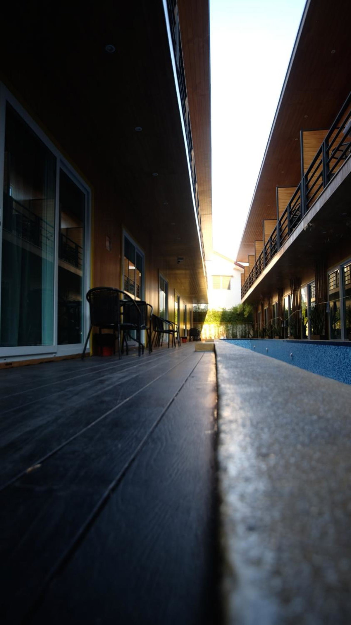 Resort V - MRT Huai Khwang, Thailand