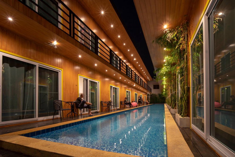 Resort V - MRT Huai Khwang, Bangkok, Thailand