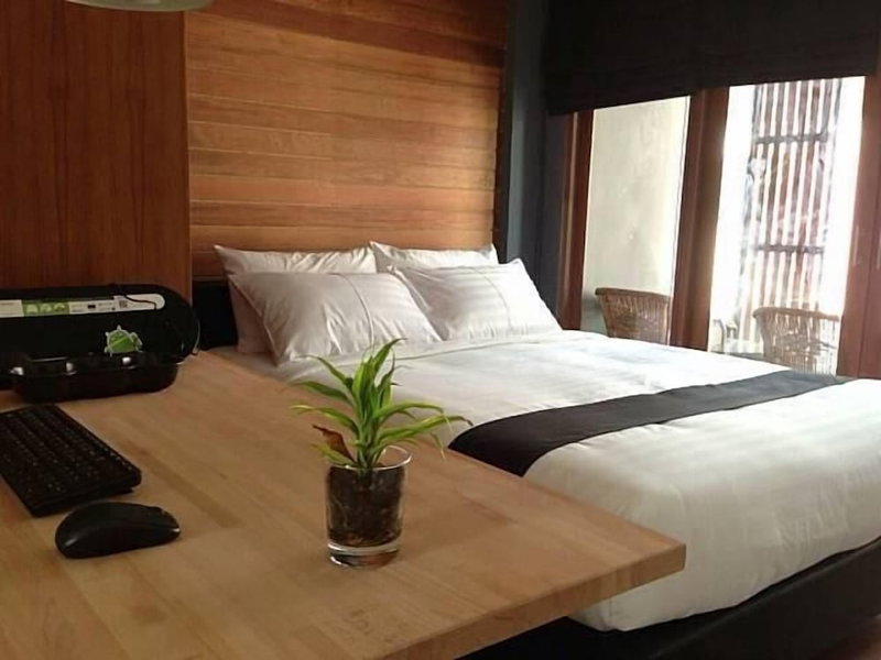 5ive Beach House Hotel, Pattaya, Thailand