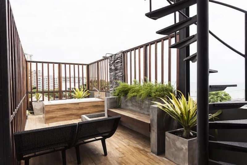 5ive Beach House Hotel, Pattaya, Thailand