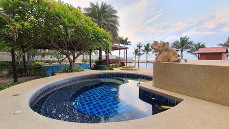 Serene Sands, Bang Lamung, Thailand