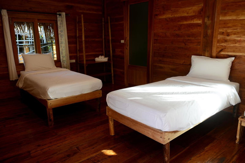 Baan Tonlamphu Pakpra, Phatthalung, Thailand
