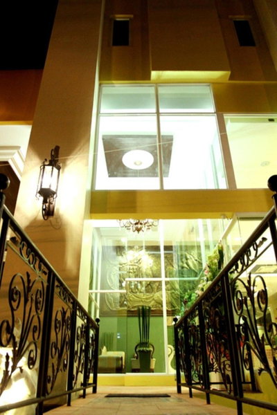 Chour Palace Hotel, Mae Sai, Thailand