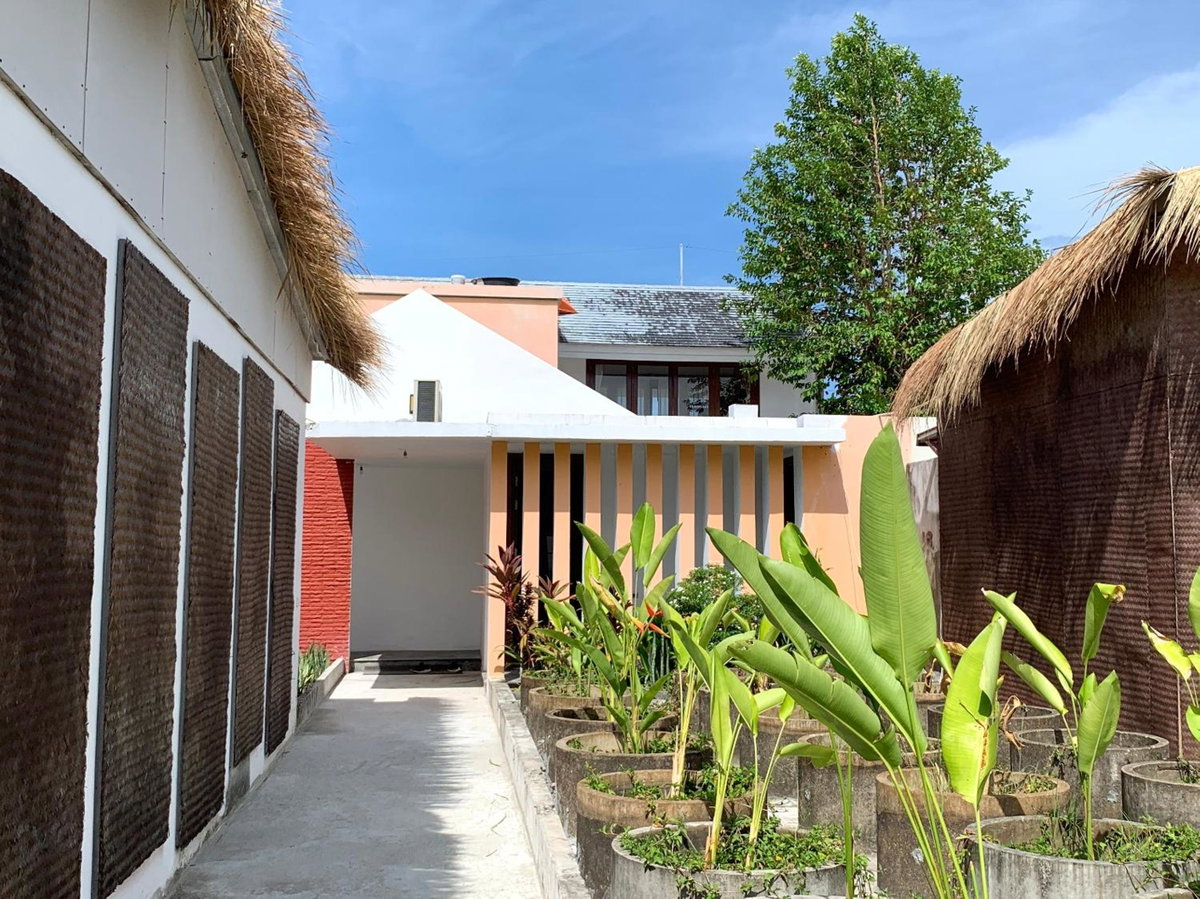 Farmers Villa, Thailand