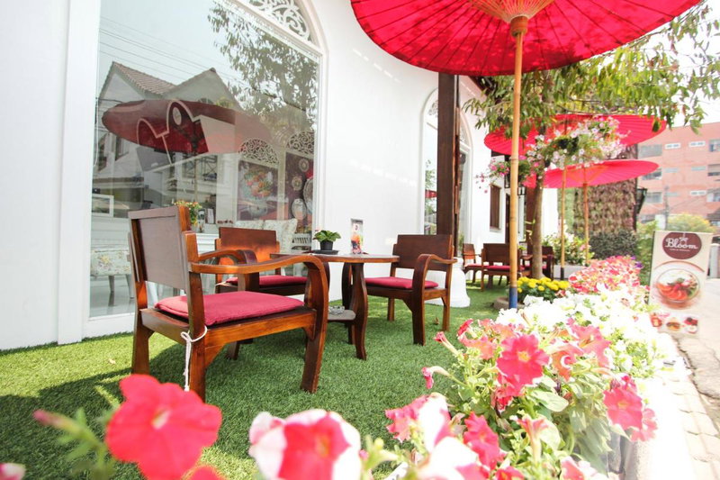 Ratchiangsaen Flora House, Chiang Mai, Thailand