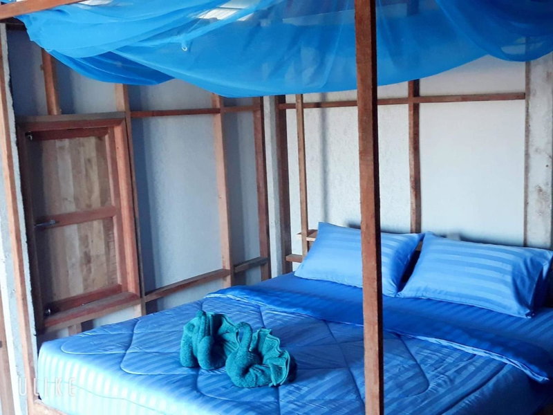 Blue Sky Bungalow, Ko Jum, Thailand