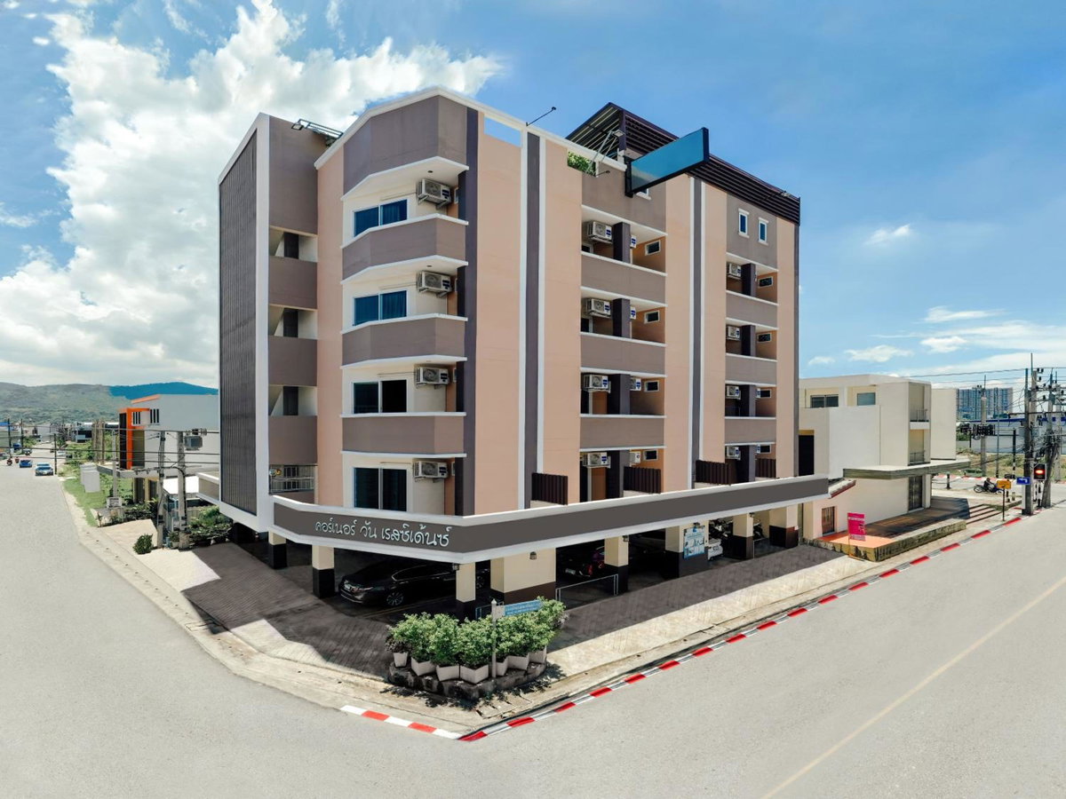 Hotel · Corner One Residence, Hat Yai