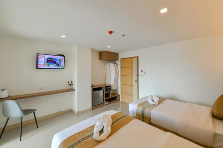 Iris Palace, Pattaya South, Thailand