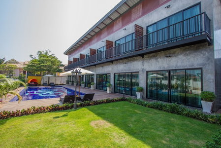 The Bike Loft Family Hostel, Hua Hin, Thailand