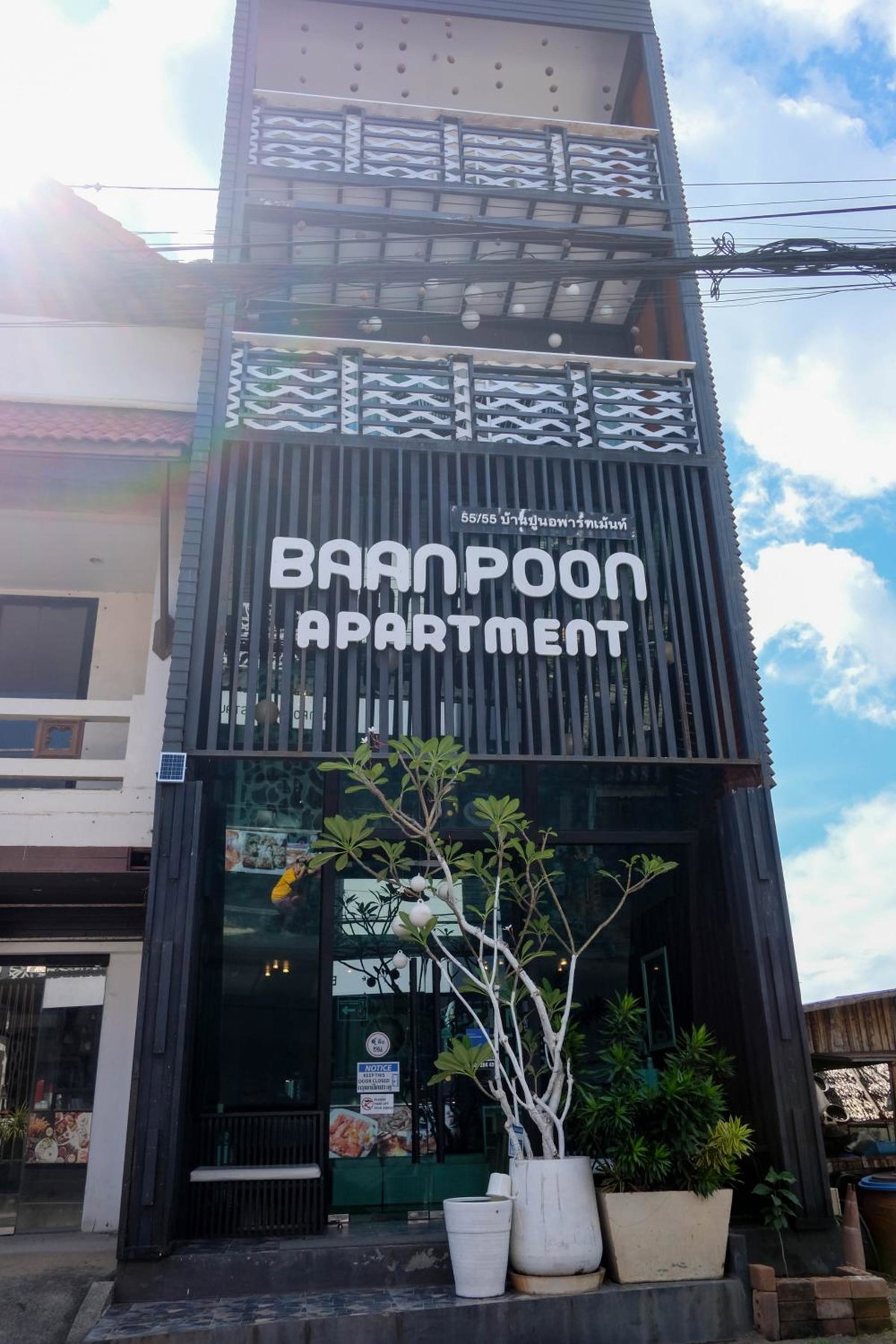 Baanpoon Apartment, Thailand