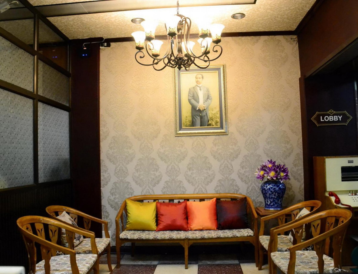 Hotel · At Bangkok Hotel, Bangkok
