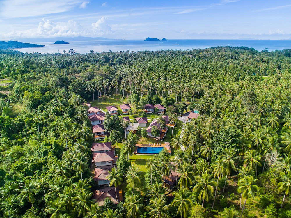 Phangan Akuna, Thailand