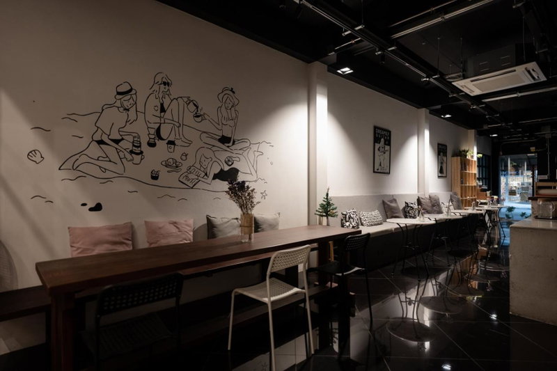 Niece Hostel Phuket - Bangtao Beach, Ban Thalat Choeng Thale, Thailand