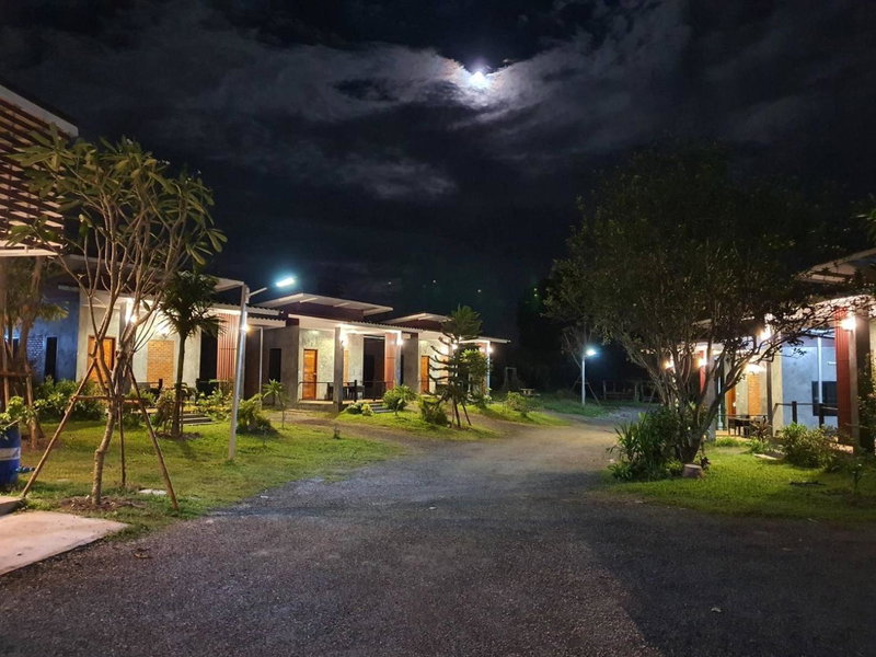 B-tel Chomthong resort Chiang mai, Chom Thong, Thailand