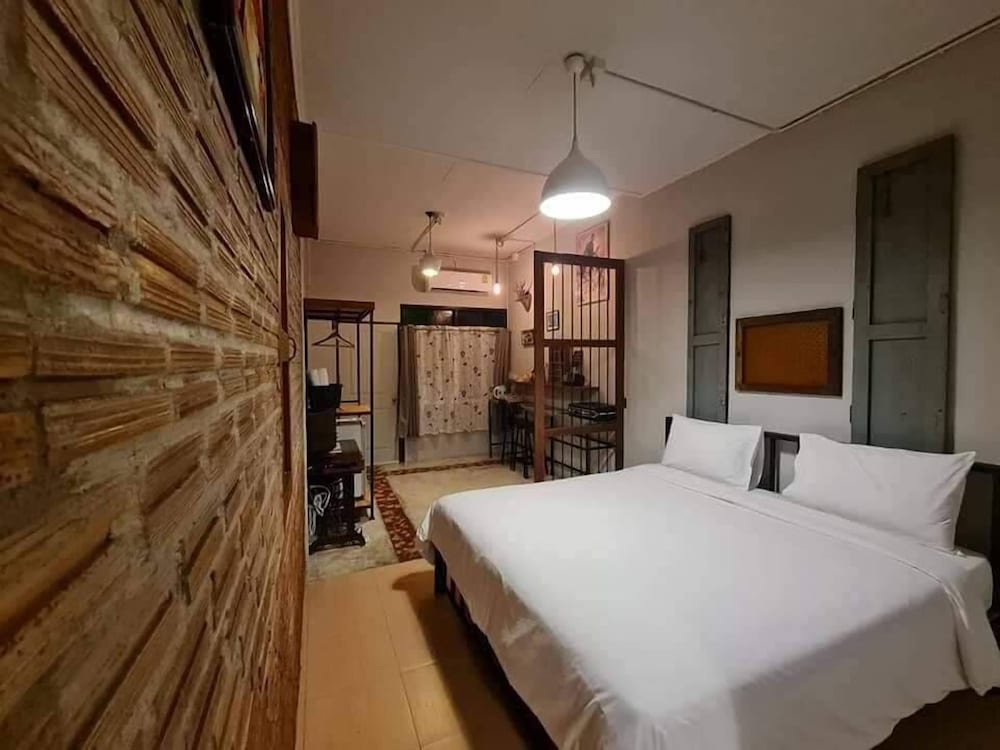 Baan Hotelier Resort, Thailand