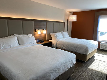 Holiday Inn Express & Suites Chatsworth by IHG, Chatsworth, United States