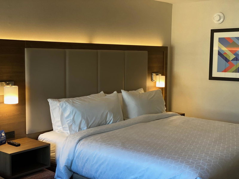 Holiday Inn Express & Suites Chatsworth by IHG, Chatsworth, United States