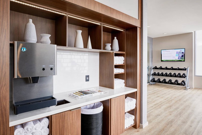 AC Hotel by Marriott Raleigh North Hills, Raleigh, United States