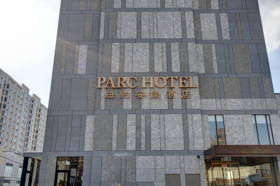 The Parc Hotel, Queens, United States