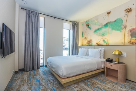 The Parc Hotel, Queens, United States