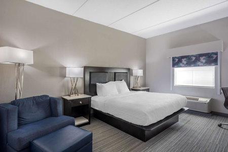 Best Western Plus Wilkes Barre-Scranton Airport Hotel, Pittston, United States