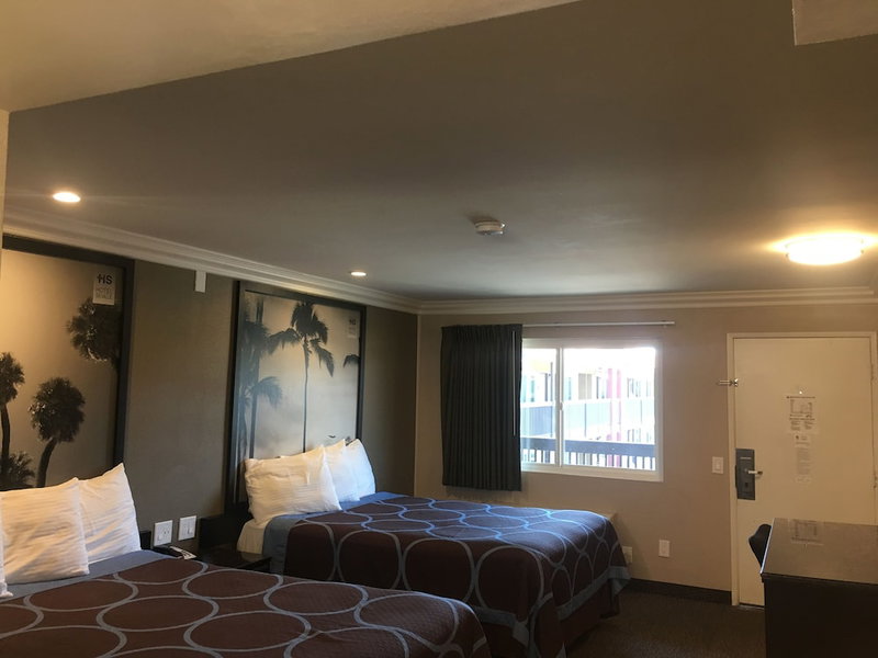 Hotel Seville, Ontario, United States