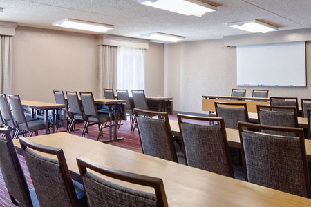 Courtyard by Marriott Dallas Arlington Entertainment District, Arlington, United States