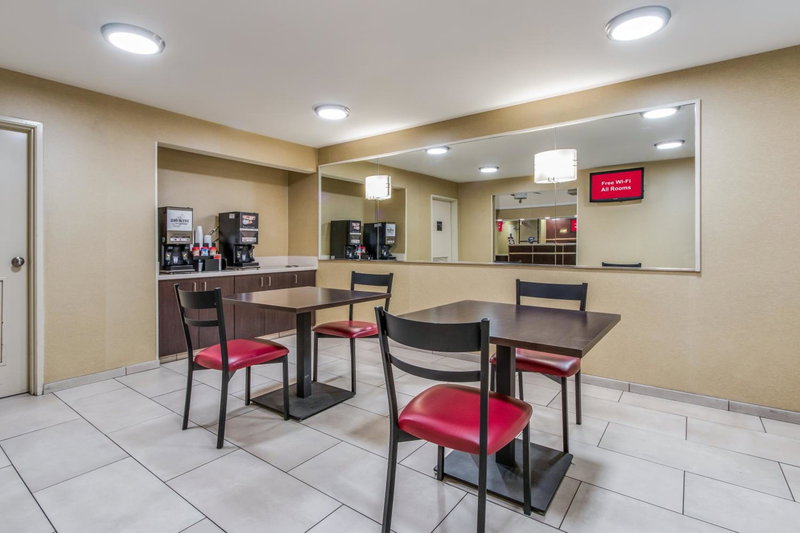 Red Roof Inn Phoenix North - I-17 at Bell Rd, Phoenix, United States