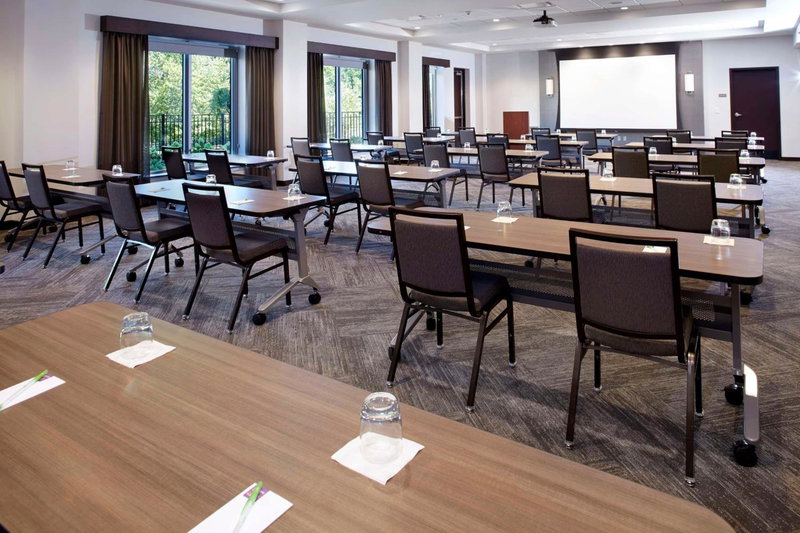 Hyatt Place Cleveland/Lyndhurst/Legacy Village, Lyndhurst, United States