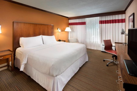 Four Points by Sheraton Kansas City Airport, Kansas City, United States
