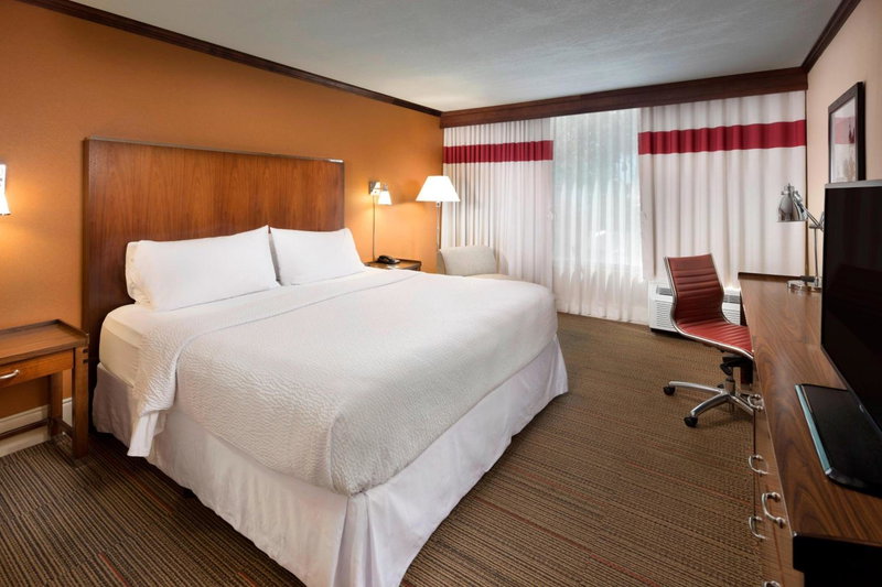 Four Points by Sheraton Kansas City Airport, Kansas City, United States