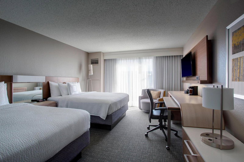 Courtyard by Marriott New Orleans Warehouse Arts District, New Orleans, United States