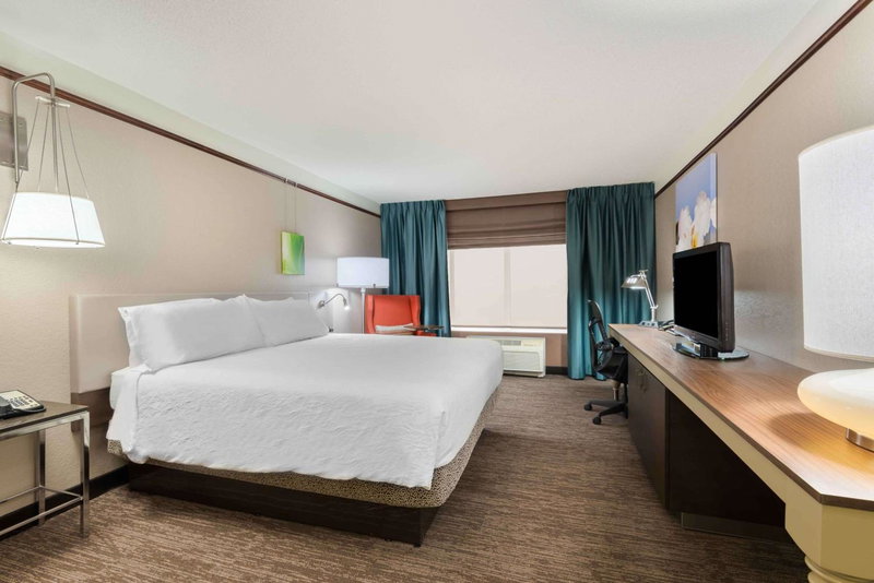 Hilton Garden Inn Wilmington Mayfaire Town Center, Wilmington, United States