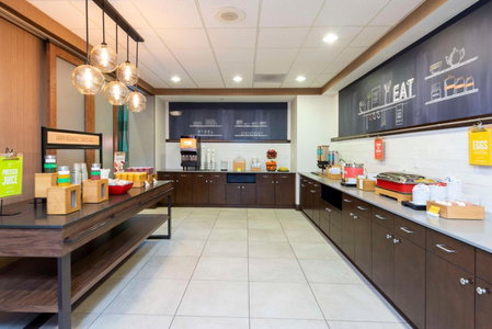 Hampton Inn & Suites Fort Myers-Colonial Boulevard, Fort Myers, United States