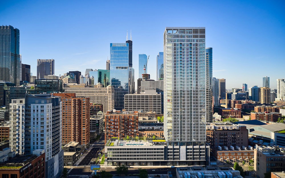 Hotel · Level Chicago - River North, Chicago