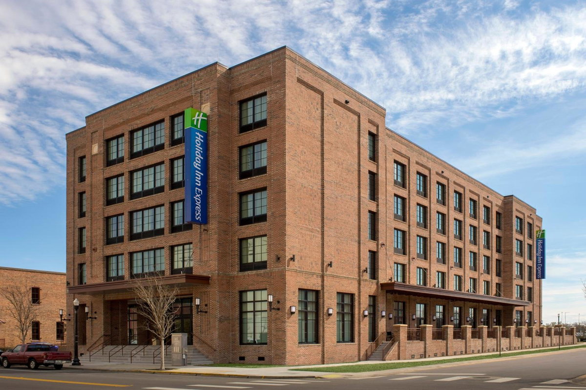 Hotel · Holiday Inn Express Pensacola Downtown by IHG, Pensacola